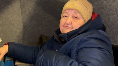 “Часто прилітає. Страшно” Як із Дружківки евакуюють людей під дронами та авіабомбами “Часто прилітає. Страшно” Як із Дружківки евакуюють людей під дронами та авіабомбами