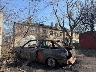 Війська РФ вдарили по Дніпру: є поранений, пошкоджені будинки. Що відбувається на місці події Війська РФ вдарили по Дніпру: є поранений, пошкоджені будинки. Що відбувається на місці події
