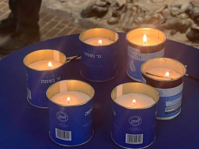 "Це відсил запобігти геноциду в майбутньому": у Дніпрі вшанували памʼяті жертв Голокосту "Це відсил запобігти геноциду в майбутньому": у Дніпрі вшанували памʼяті жертв Голокосту
