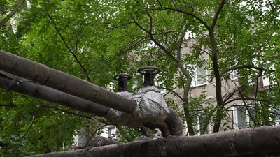 «Ми живемо де попало»: мешканці будинку в Миколаєві понад рік чекають на компенсації після вибуху газу