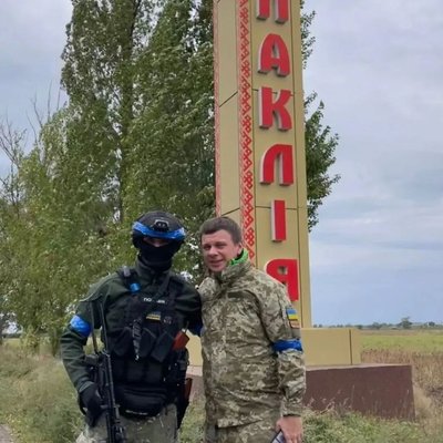 Денис Лозовий, Дмитро Комаров Денис Лозовий, Дмитро Комаров
