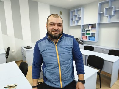 У Житомирі ветерани навчаються монтажу сонячних електросистем У Житомирі ветерани навчаються монтажу сонячних електросистем