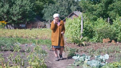 "За два тижні 90 буде": найстарша жителька Максимівщини розповіла про життя у малолюдному селі "За два тижні 90 буде": найстарша жителька Максимівщини розповіла про життя у малолюдному селі