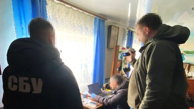 Вихваляла Путіна та закликала до обстрілів: на Черкащині жінці настоятеля храму УПЦ МП повідомили про підозру