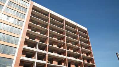 Чому у Миколаєві зупинили будівництво? Чому у Миколаєві зупинили будівництво?