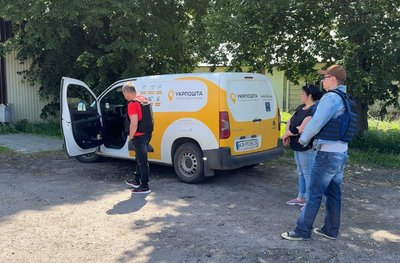 “Найважче повернутись з рейса”: як працівники Укрпошти доставляють пенсії під ударами дронів “Найважче повернутись з рейса”: як працівники Укрпошти доставляють пенсії під ударами дронів