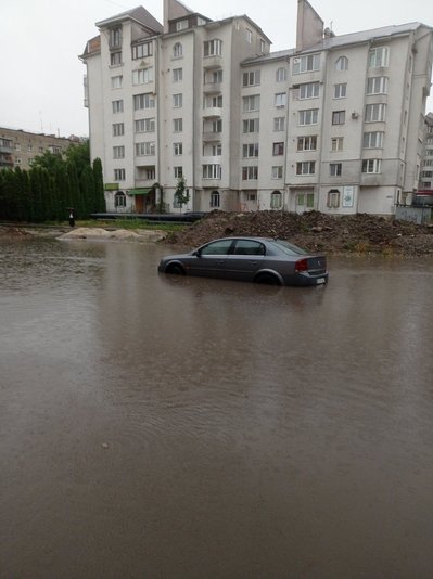 тернопіль, злива, підтоплення, вулиця галицька тернопіль, злива, підтоплення, вулиця галицька