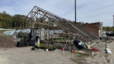 У Полтаві внаслідок обстрілу зруйновані теплиці комунального підприємства У Полтаві внаслідок обстрілу зруйновані теплиці комунального підприємства