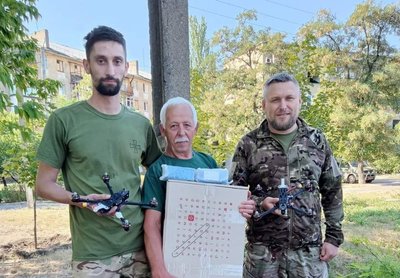 Волонтер Олександр Каніболоцький, велопробіг Волонтер Олександр Каніболоцький, велопробіг