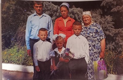 "Першим військовим став середній син": історія сім’ї із Полтавщини, у якій воювали три сини і чоловік "Першим військовим став середній син": історія сім’ї із Полтавщини, у якій воювали три сини і чоловік