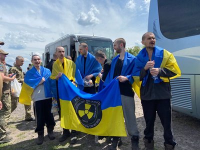 Україна та РФ провели обмін полоненими Україна та РФ провели обмін полоненими