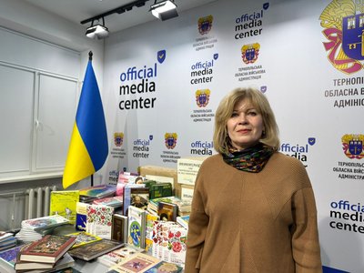 Передали книжки, українсько-угорська школі в Будапешті, освіта, Тернопільщина, січень 2025