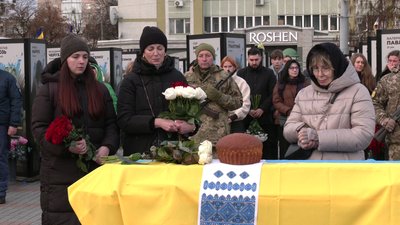 Загинув у Кринках: з 30-річним капітаном Олександром Подвишенним попрощалися у Рівному Загинув у Кринках: з 30-річним капітаном Олександром Подвишенним попрощалися у Рівному