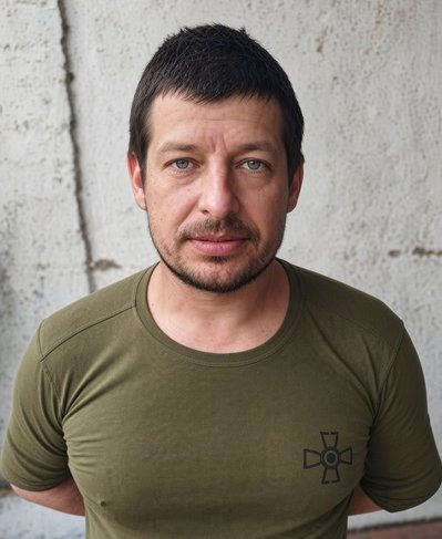 У Луцьку попрощалися з 35-річним військовослужбовцем Олексієм Кривовим