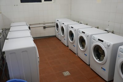 У Херсоні працює соціальна пральня: хто може скористатись