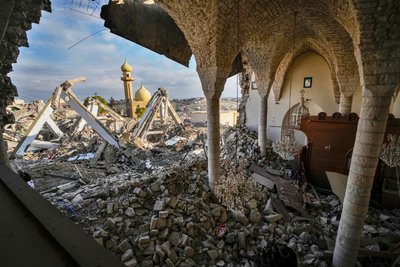 Свята у країнах, де нині тривають війни (ФОТО) Свята у країнах, де нині тривають війни (ФОТО)