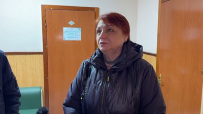 "Дві години у черзі". У районних відділах пенсійного фонду у Дніпрі наплив відвідувачів "Дві години у черзі". У районних відділах пенсійного фонду у Дніпрі наплив відвідувачів