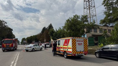 У Кропивницькому на території телецентру сталася пожежа: що відомо