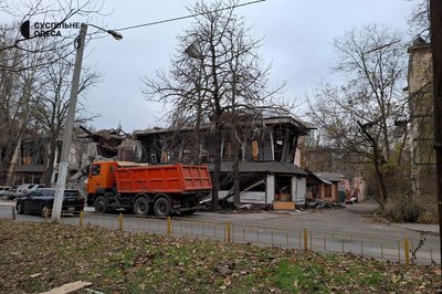 Наслідки атаки РФ на Одесу 25 листопада: в міськраді назвали кількість пошкоджених будівель
