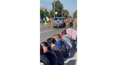 На Чернігівщині попрощалися з п'ятьма захисниками На Чернігівщині попрощалися з п'ятьма захисниками