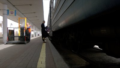 Безбарʼєрний потяг: у Черкасах протестували роботу підіймача для маломобільних груп населення Безбарʼєрний потяг: у Черкасах протестували роботу підіймача для маломобільних груп населення