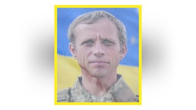 На Чернігівщині попрощалися з п'ятьма захисниками України На Чернігівщині попрощалися з п'ятьма захисниками України
