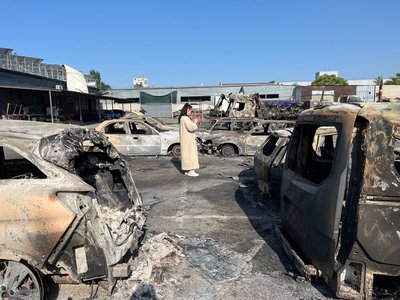 "Це була для нас найстрашніша ніч: гуде, летить і все горить": очевидці про обстріл РФ Запоріжжя 18 червня "Це була для нас найстрашніша ніч: гуде, летить і все горить": очевидці про обстріл РФ Запоріжжя 18 червня