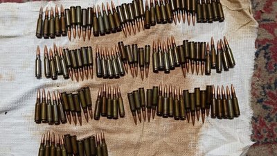 У жителя Корюківської громади на Чернігівщині вилучили зброю, вибухівку та пів тисячі набоїв У жителя Корюківської громади на Чернігівщині вилучили зброю, вибухівку та пів тисячі набоїв
