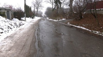 Дорога, яку жителі Олешинського старостату вимагали відремонтувати Дорога, яку жителі Олешинського старостату вимагали відремонтувати