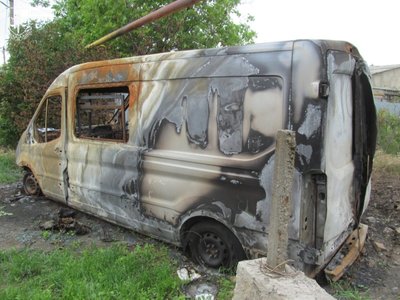 На Одещині взяли під варту чоловіка, підозрюваного у підпалі авто для ЗСУ
