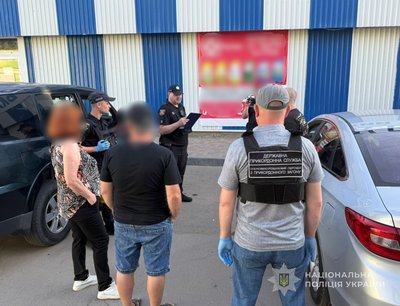 Подружжя на Одещині підозрюють у незаконному переправленні чоловіків через кордон Подружжя на Одещині підозрюють у незаконному переправленні чоловіків через кордон