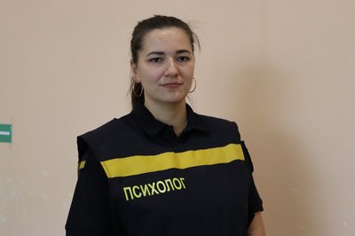 "Боялись, що нікому не потрібні". На Дніпропетровщині працює транзитний пункт для евакуйованих з Донецької області "Боялись, що нікому не потрібні". На Дніпропетровщині працює транзитний пункт для евакуйованих з Донецької області