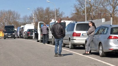 У пункті пропуску "Устилуг" на Волині збільшився пасажиропотік перед Великодніми святами У пункті пропуску "Устилуг" на Волині збільшився пасажиропотік перед Великодніми святами