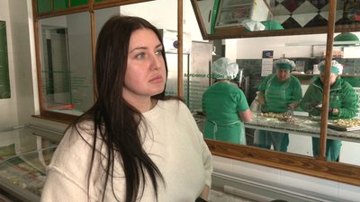 Працюють у мінус або нуль, закриваються раніше: які наслідки тривалих відключень електрики для бізнесу Чернігова Працюють у мінус або нуль, закриваються раніше: які наслідки тривалих відключень електрики для бізнесу Чернігова