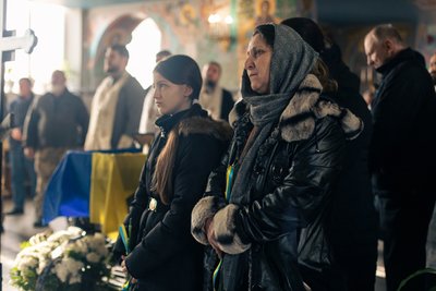 У Мукачеві попрощалися з полеглим військовим Валерієм Сідором У Мукачеві попрощалися з полеглим військовим Валерієм Сідором