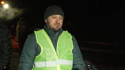Збили лося на трасі Чернігів – Київ: чому не вдалося врятувати тварину на Чернігівщині Збили лося на трасі Чернігів – Київ: чому не вдалося врятувати тварину на Чернігівщині