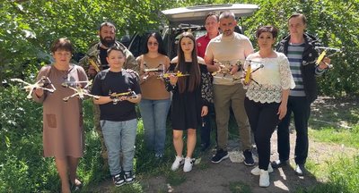 Зібрали кошти на благодійних ярмарках: громада на Одещині передала військовим дрони Зібрали кошти на благодійних ярмарках: громада на Одещині передала військовим дрони