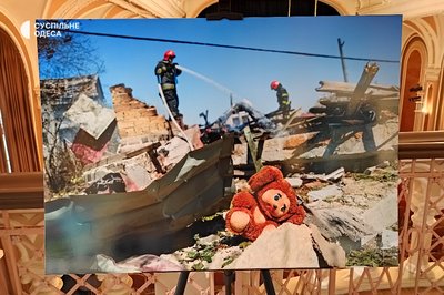 Невидимий фронт: в Одесі відкрилася виставка світлин ДСНС Невидимий фронт: в Одесі відкрилася виставка світлин ДСНС