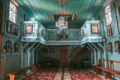 Друге місце у номінації "Інтер'єри" фотоконкурсу Wiki Loves Monuments посіла фотографія прикарпатської церкви Успіння Пресвятої Діви Марії автора Андрія Тимківа Друге місце у номінації "Інтер'єри" фотоконкурсу Wiki Loves Monuments посіла фотографія прикарпатської церкви Успіння Пресвятої Діви Марії автора Андрія Тимківа