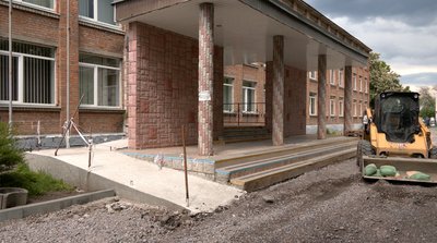 На кожному з об'єктів є недоліки: у Черкасах перевірили інфраструктуру на безбар’єрність На кожному з об'єктів є недоліки: у Черкасах перевірили інфраструктуру на безбар’єрність