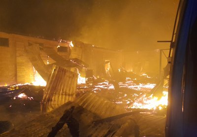 На Закарпатті ліквідували масштабну пожежу в складському приміщенні — ДСНС На Закарпатті ліквідували масштабну пожежу в складському приміщенні — ДСНС