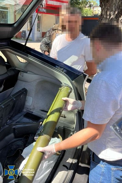 В Одесі викрили чоловіка, який передавав росіянам інформацію про розміщення ЗСУ В Одесі викрили чоловіка, який передавав росіянам інформацію про розміщення ЗСУ