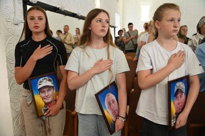 Звання "Почесний громадянин Тернопільської області" посмертно присвоїли 30 воїнам, 8 червня 2026 року Звання "Почесний громадянин Тернопільської області" посмертно присвоїли 30 воїнам, 8 червня 2026 року