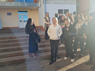 Чи переведуть початкові класи ліцею №34 Житомира у дитсадок? Батьки шукають відповіді Чи переведуть початкові класи ліцею №34 Житомира у дитсадок? Батьки шукають відповіді