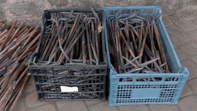 На Вінниччині для оборонців виготовляють скоби