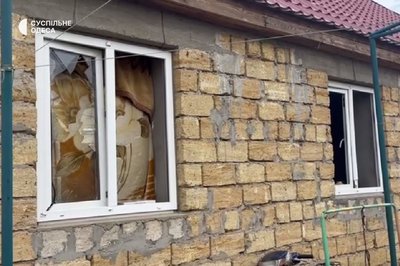 Вдарили по школі та гаражах: наслідки атаки дронами по Одещині в ніч на 28 березня Вдарили по школі та гаражах: наслідки атаки дронами по Одещині в ніч на 28 березня