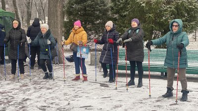 У Полтаві до Дня Соборності України провели благодійний захід зі скандинавської ходьби У Полтаві до Дня Соборності України провели благодійний захід зі скандинавської ходьби