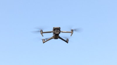 На Вінниччині відкрили безкоштовну школу операторів дронів для дітей На Вінниччині відкрили безкоштовну школу операторів дронів для дітей