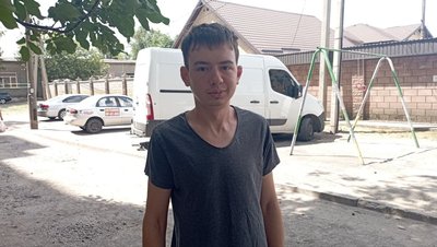 "Тільки оголошують тривогу, а в тебе мурахи по тілу". Рік після ракетного удару по дев’ятиповерхівці у Кривому Розі "Тільки оголошують тривогу, а в тебе мурахи по тілу". Рік після ракетного удару по дев’ятиповерхівці у Кривому Розі