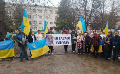 Повернення полонених, звільнені з полону, Іван Романюк, та Андрій Вінницький, Тернопільщина, квітень 2025 Повернення полонених, звільнені з полону, Іван Романюк, та Андрій Вінницький, Тернопільщина, квітень 2025